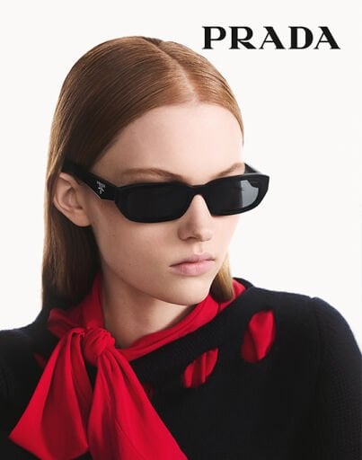 【PRADA】★ラグジュアリーレザーエンブレムサンダル Brandeyes