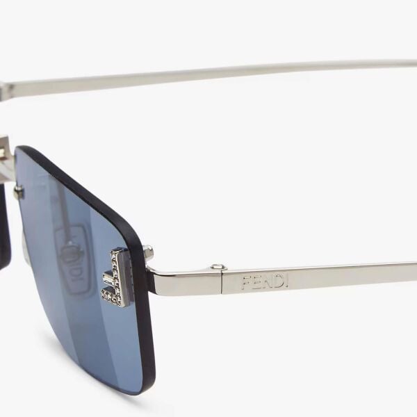 Fendi First Crystal FE 4172US 16X