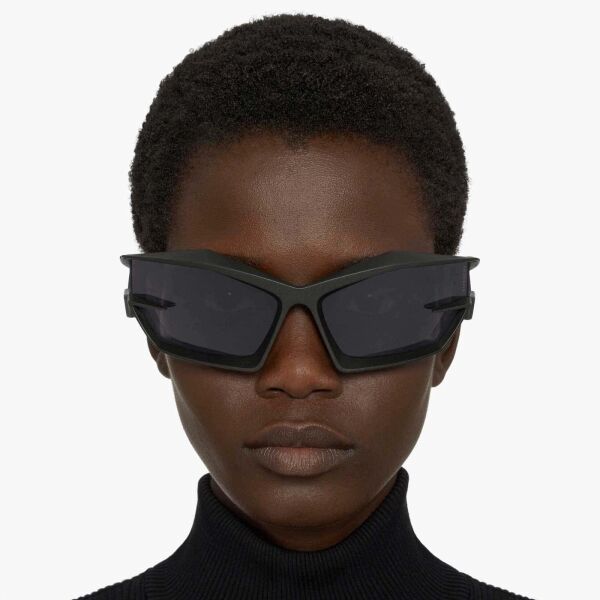 Givenchy Giv Cut GV 40049I 02A