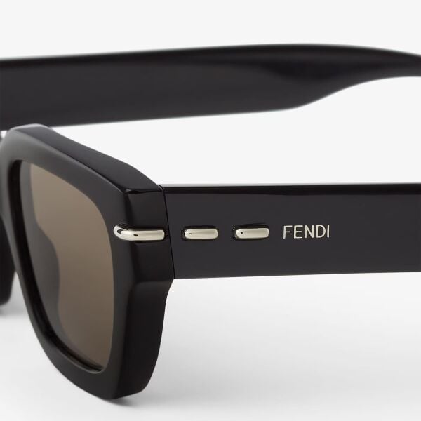 Fendi Selleria FE 40191I 01E