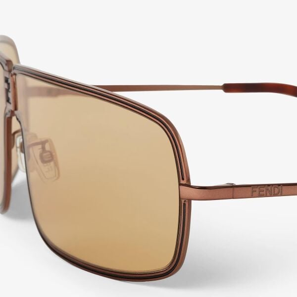 Fendi Fendiness FE 40195U 45E