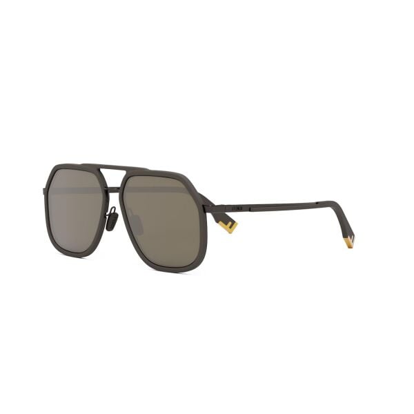 Fendi Light FE 40041U 50E
