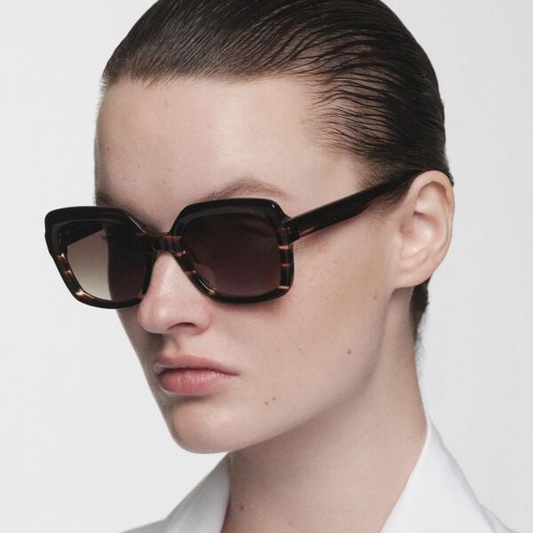 Gigi Studios Genesis 6934 2