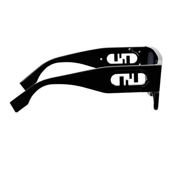 Fendi O’Lock FE 40108U 01V