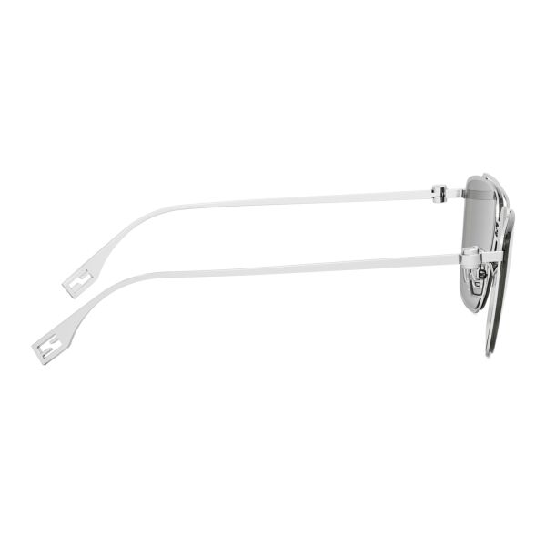 Fendi Baguette FE 40110U 16C