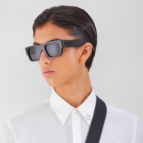 Fendi Signature FE 40118I 01A