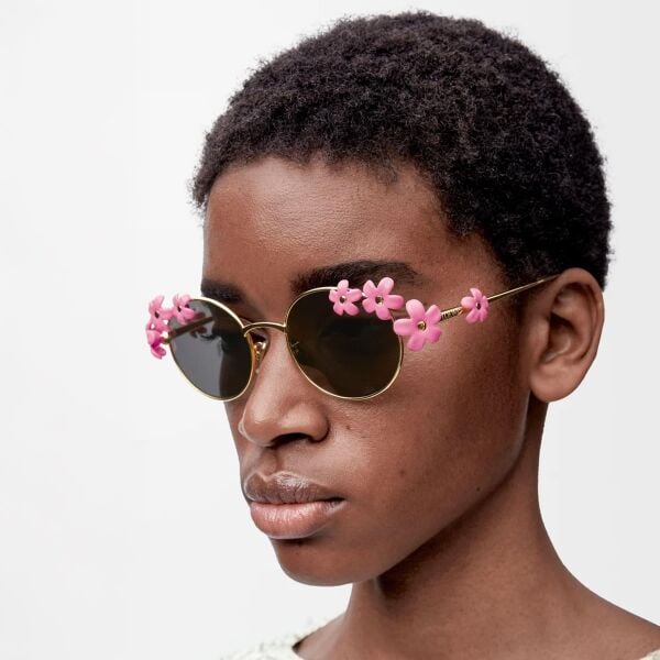 Loewe Signature LW 40173U 30A