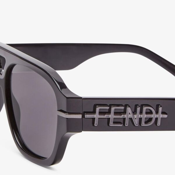 Fendi Fendigraphy FE 40130I 01A