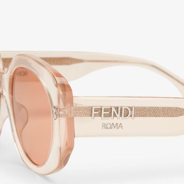 Fendi Roma FE 40137I 72Y
