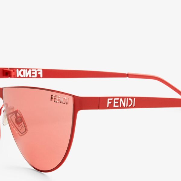 Fendi Cut Out FE 40138U 67S