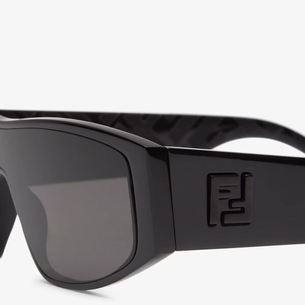 Fendi FF Squared FE 40167I 01A