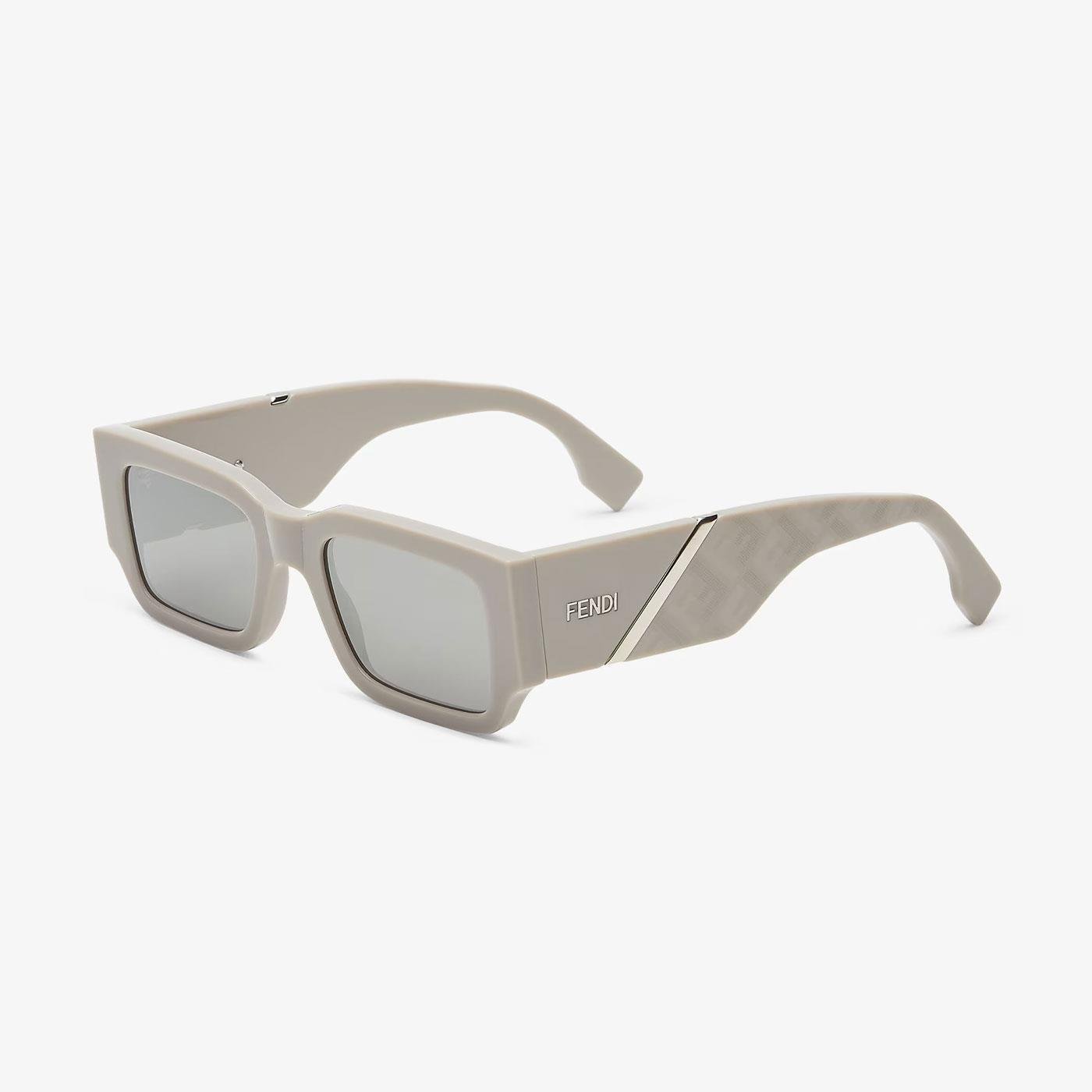 Fendi Diagonal FE 40131I