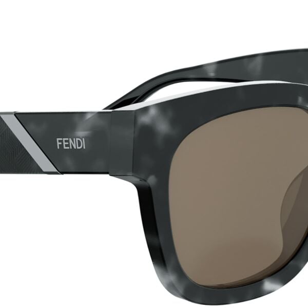 Fendi Diagonal FE 40132I 55E